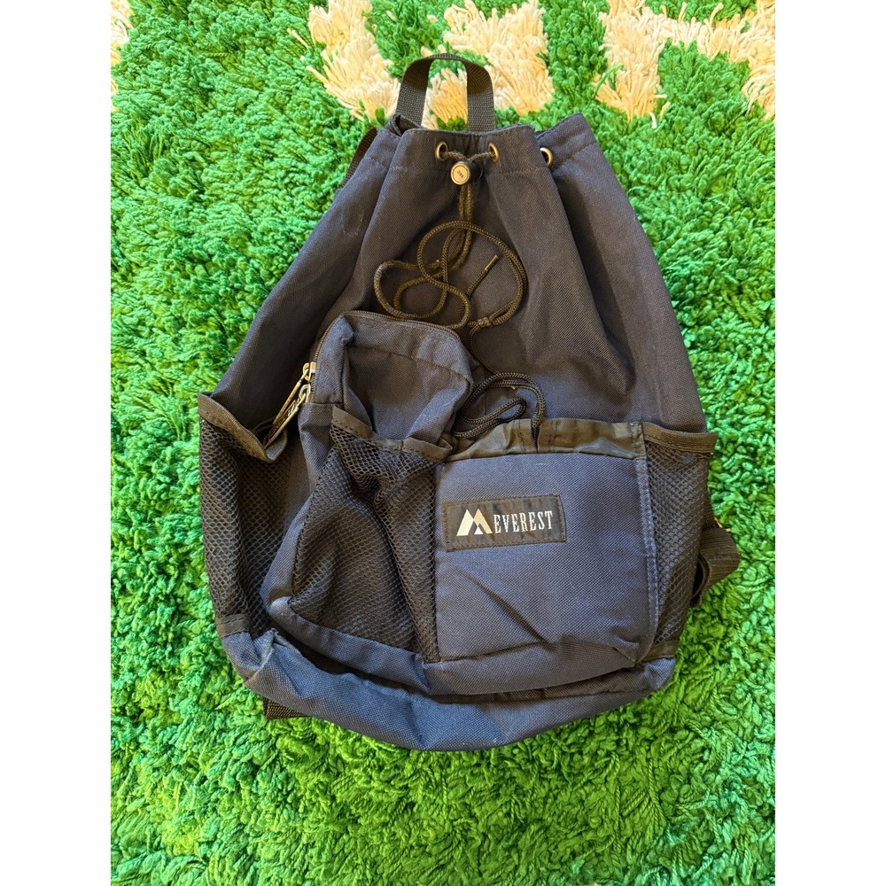 Everest Navy Blue Canvas Sling Backpack Drawstring Mesh Pockets Sporty Daypack